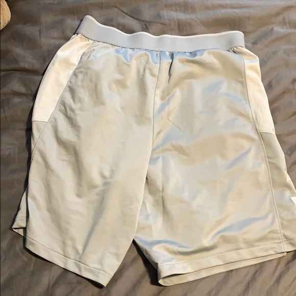 Grey Under Armour Shorts - Picture 3 of 4